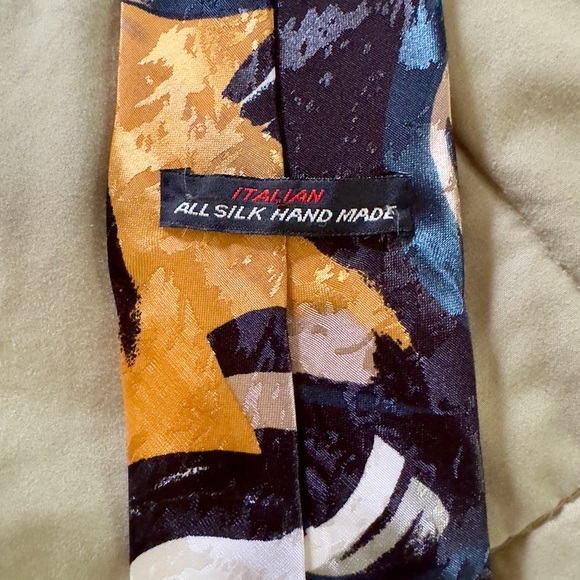 Men’s 100% silk Tie, handmade in Italy - Picture 5 of 6